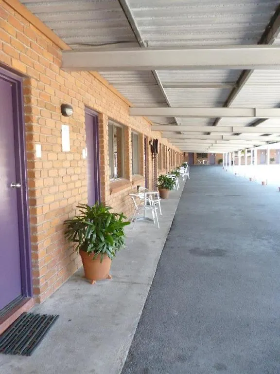 Castle Motor Lodge Bowen Australia