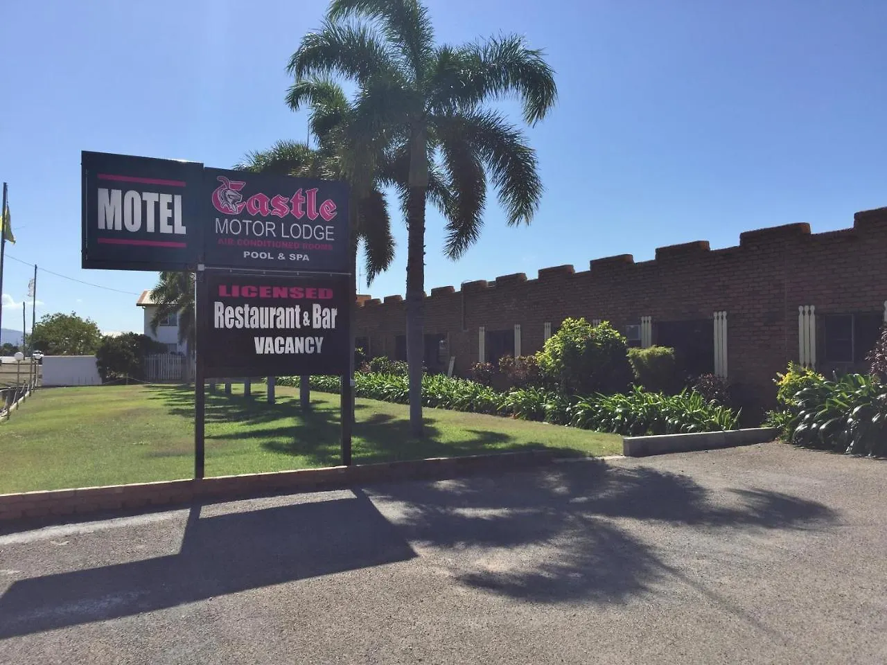 Castle Motor Lodge Bowen